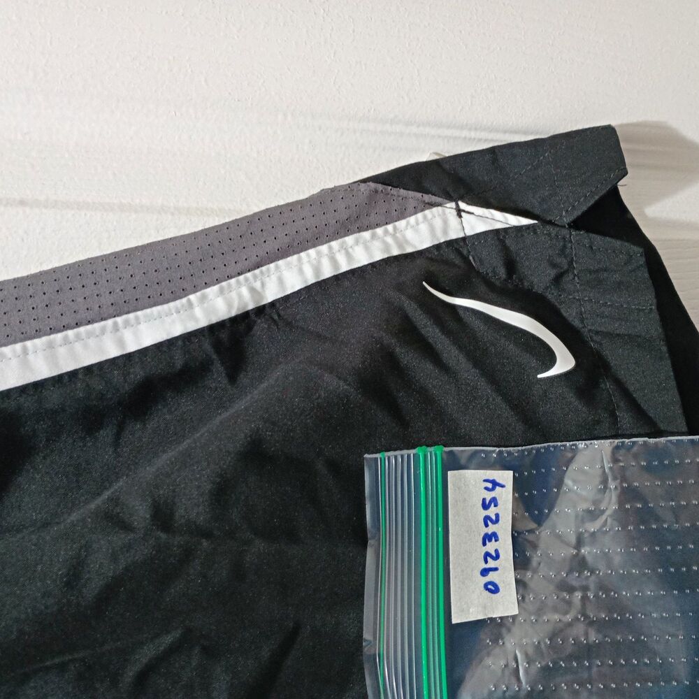 Nike Mens M Core Contend Swim Trunks Black Gray Colorblock Lined NESSC602